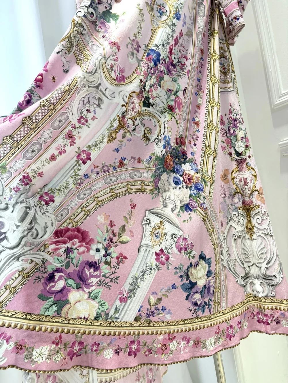 Camilla Palatial Pastels shaped waistband dress with gathered sleeves - Picture 10 of 12